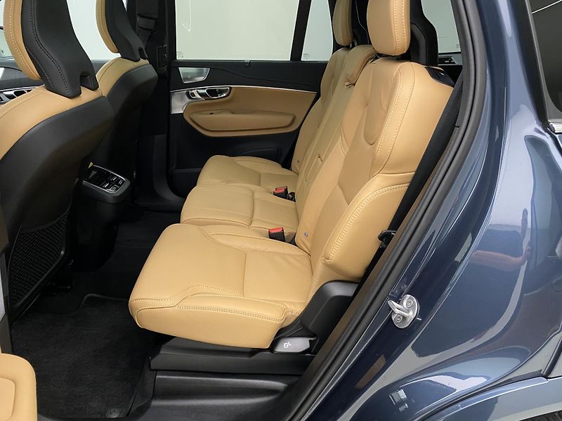 Volvo XC90 B5 AWD BRIGHT ULTRA AUT CZ 7m - fotka 5 z 66