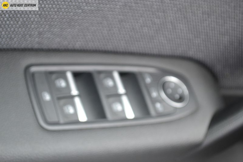 Renault Symbioz techno full hybrid E-Tech 145 - fotka 46 z 51