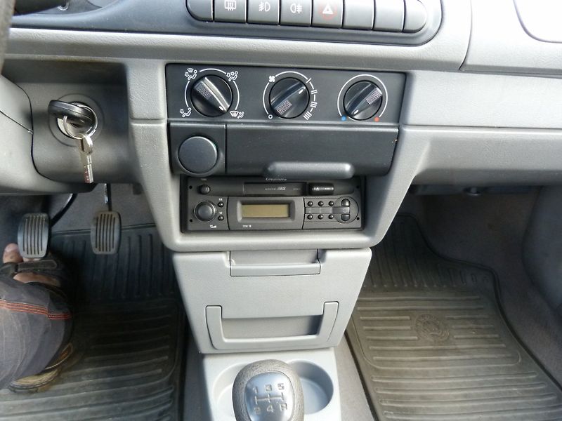 Škoda Felicia 1.3 MPI - fotka 15 z 18