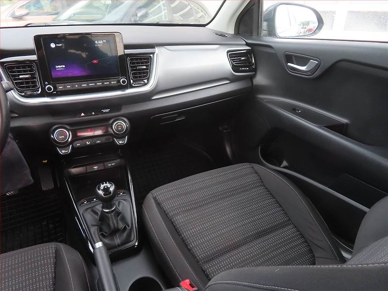 Kia Stonic (2022) 1.2 DPI, Serv.kniha, Navi - fotka 8 z 20