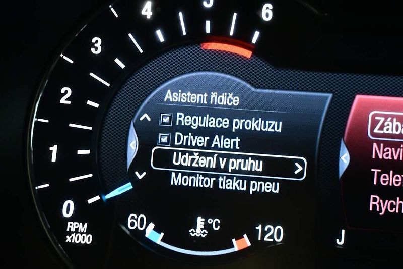 Ford S-MAX (2019) 2.0 TITANIUM 8AT ECOBLUE - fotka 22 z 31