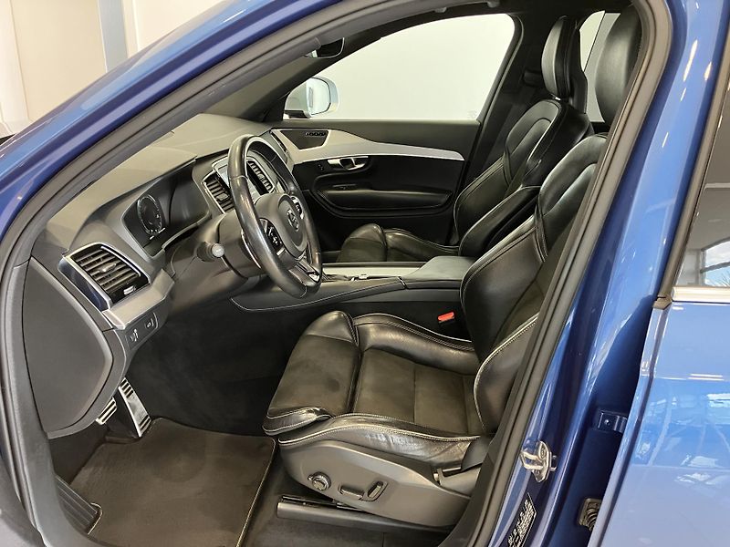 Volvo XC90 D5 AWD R-Design AT8, ČR - fotka 16 z 54