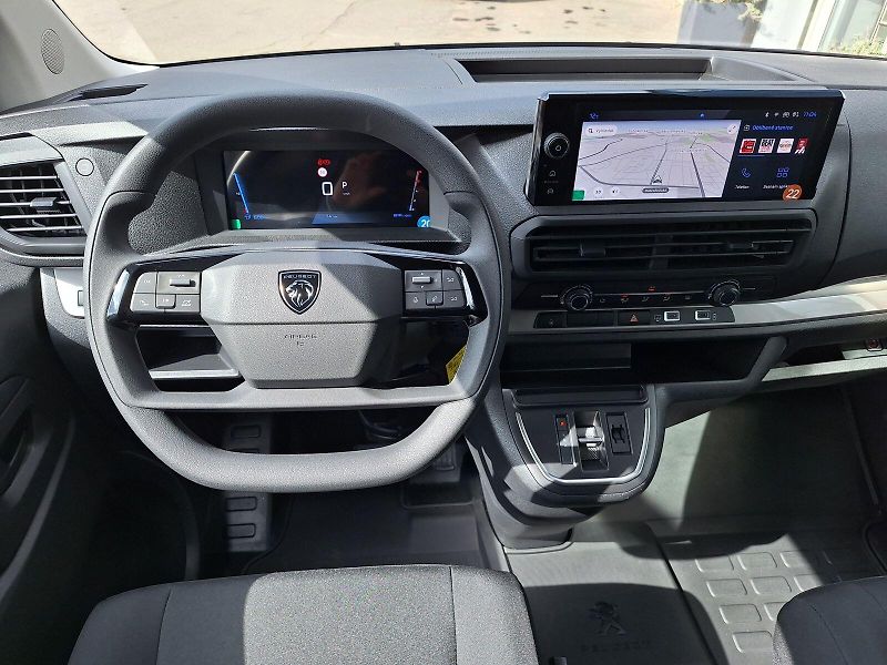 Peugeot Expert (2026) Combi L2 2.0 BlueHDi 180 S&S E - fotka 11 z 17
