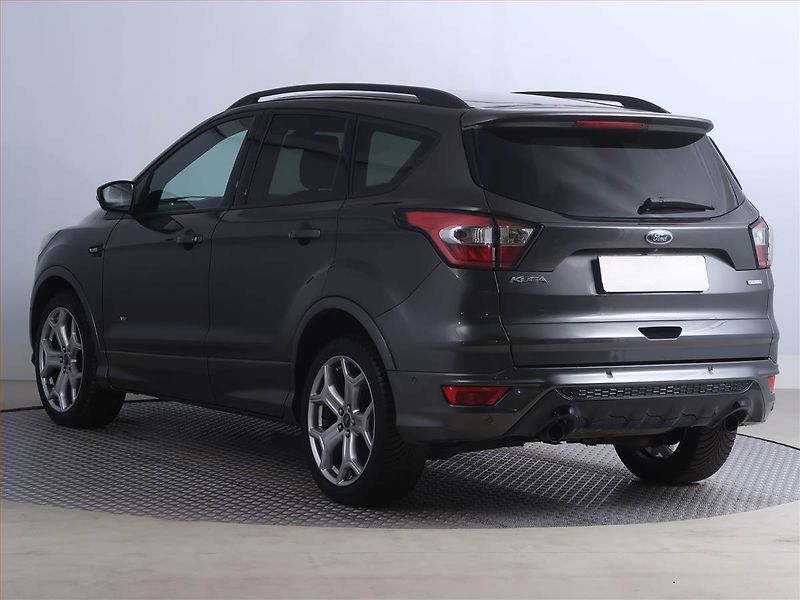 Ford Kuga (2018) ST-Line 1.5 EcoBoost, 4X4 - fotka 4 z 21