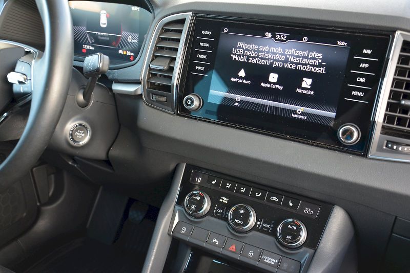 Škoda Karoq (2024) 1.5 TSI 110 kW Ambition PLUS - fotka 15 z 21