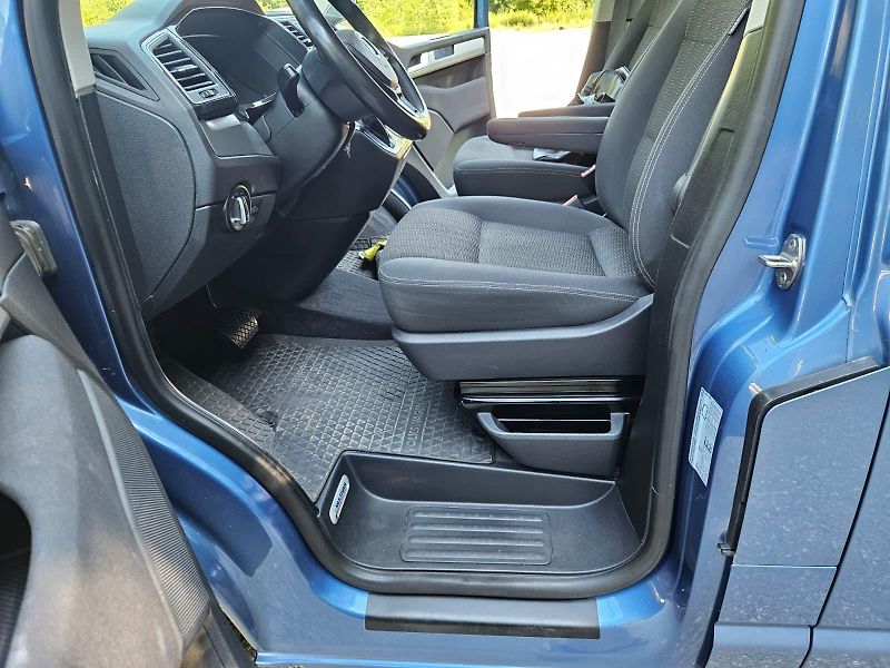 Volkswagen Multivan (2016) T6 long - fotka 17 z 25