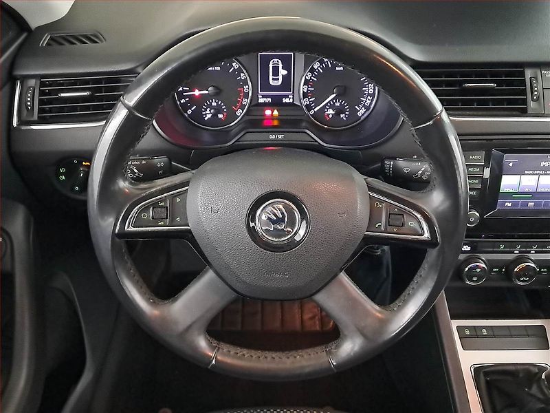 Škoda Octavia (2014) Greenline 1.6 TDI, Navi - fotka 21 z 21