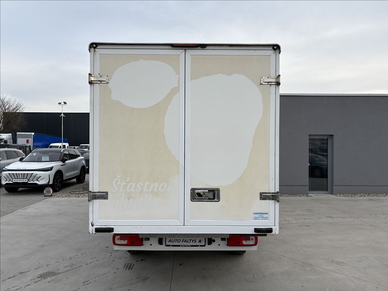Volkswagen Crafter 2,0 103 kw 4x4 - fotka 5 z 22