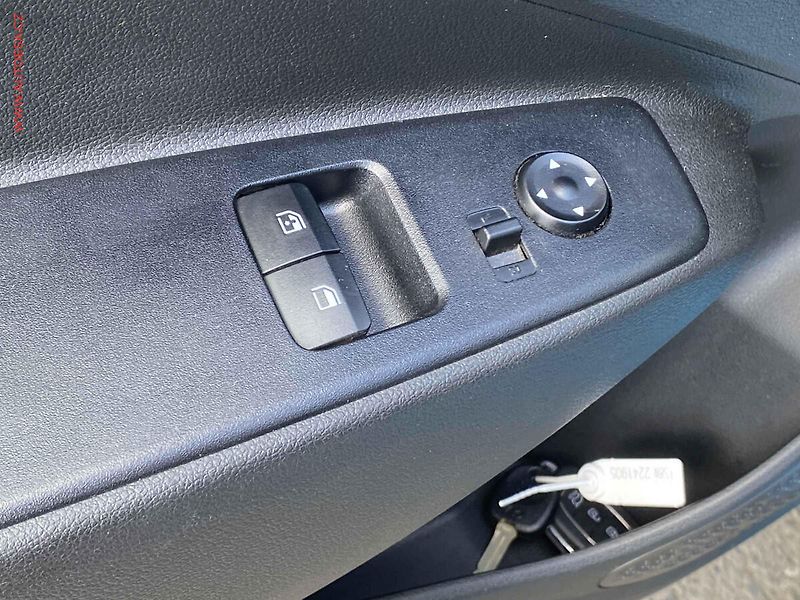 Hyundai i10 (2021) 1.0i, 1.maj,ČR, Smart, AT - fotka 11 z 19