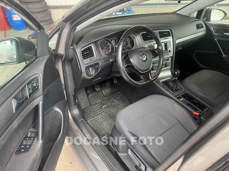 Volkswagen Golf (2013) 1.2TSi VII - fotka 3 z 3