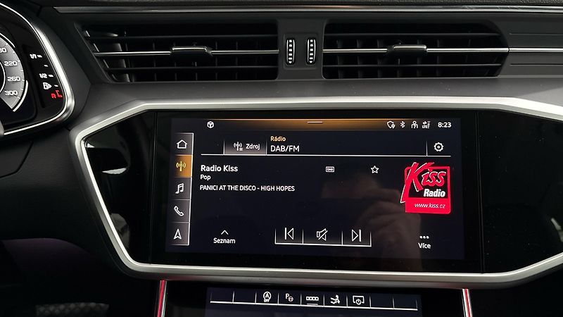 Audi A7 2.0 45TFSI S Tronic Quattro Sp - fotka 11 z 29