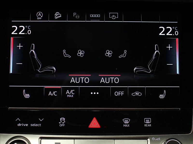 Audi Q7 3,0 50TDi S-Line 36tkm. ČR - fotka 23 z 30
