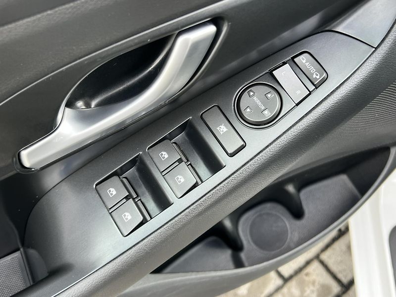 Hyundai i30 (2021) 1.6 CRDI 85KW KAMERA ČR NOVÉ - fotka 14 z 18