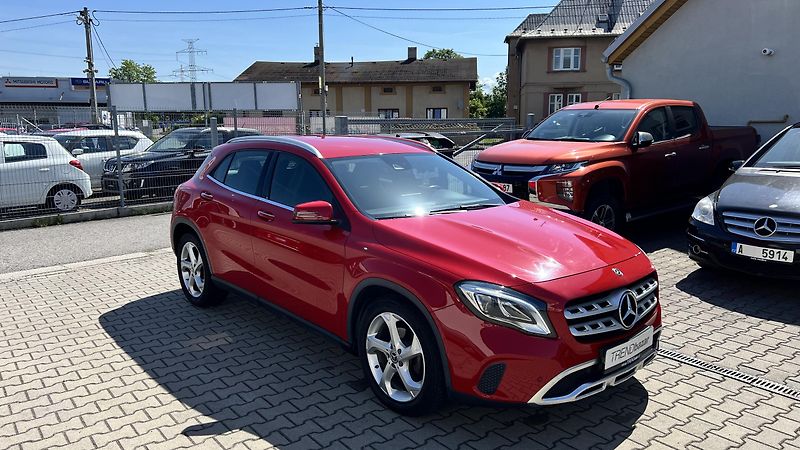 Mercedes-Benz GLA 200 D 100 KW 4 matic - fotka 3 z 14
