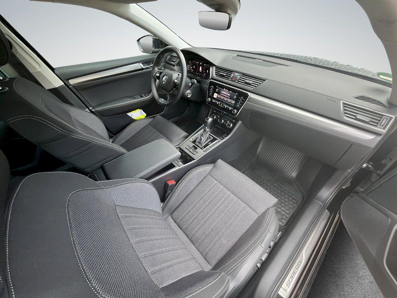 Škoda Superb (2023) 2.0 TDI 110kW DSG Style Plus c - fotka 23 z 36