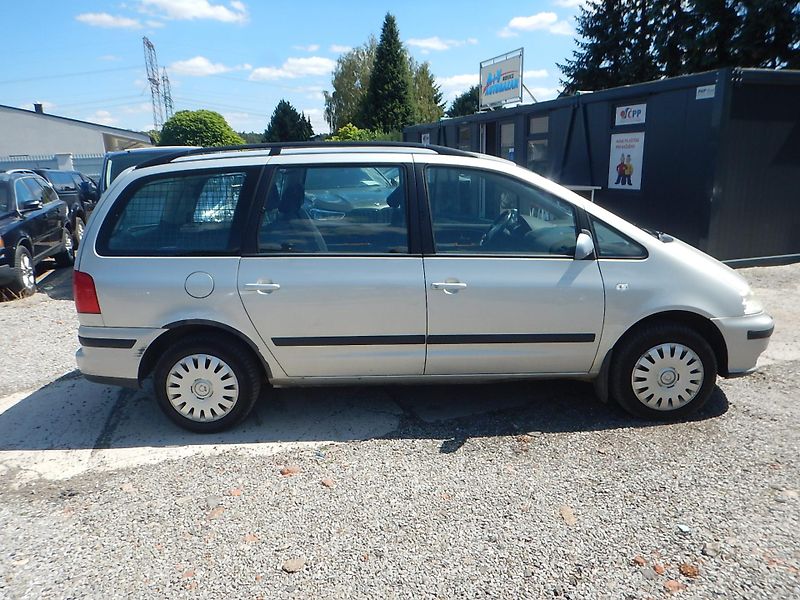 Seat Alhambra 1.9 TDi 85 kw - fotka 5 z 13