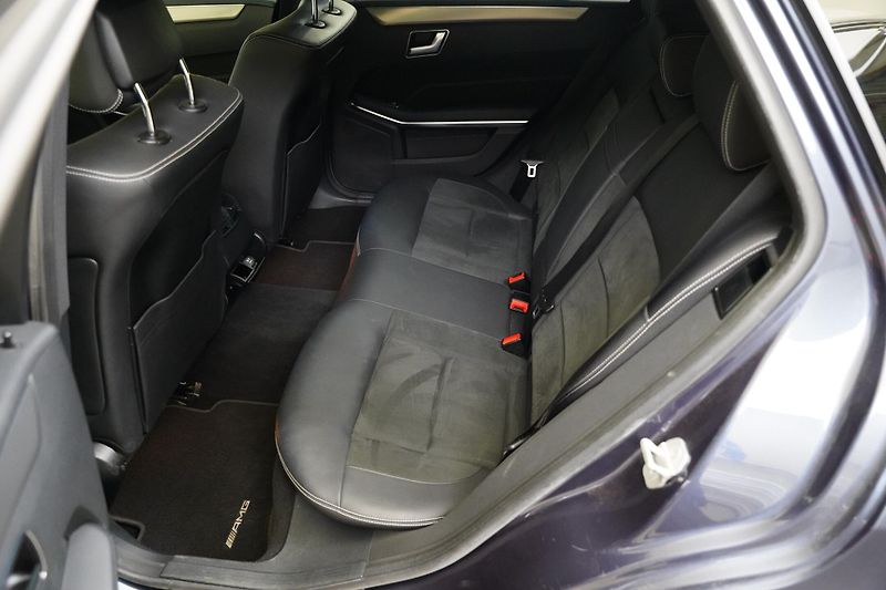 Mercedes-Benz Třídy E - fotka 28 z 30