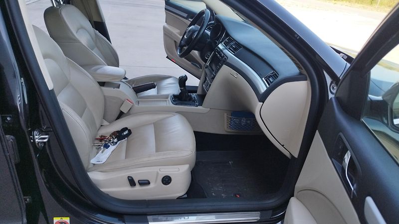 Škoda Superb II.2.0TDI,volat- 608 081 843 - fotka 13 z 15