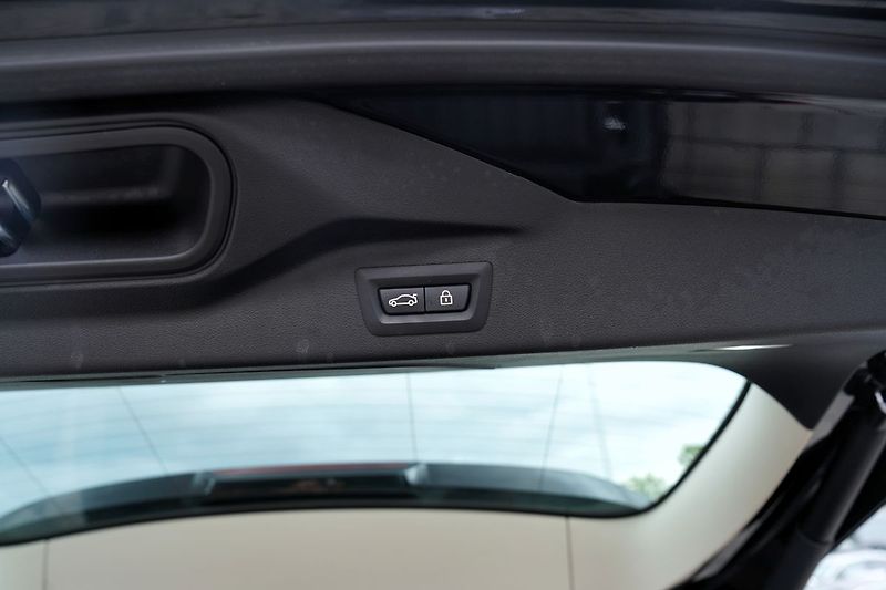 BMW X7 40i xDrive/panorama/7 míst - fotka 12 z 47