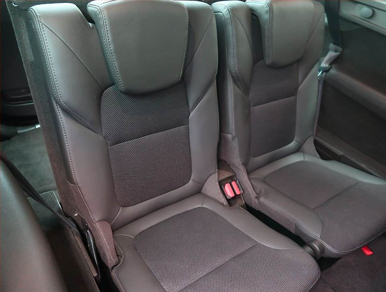 Renault Espace (2016) 1.6 dCi, Automat, 7 míst - fotka 15 z 15