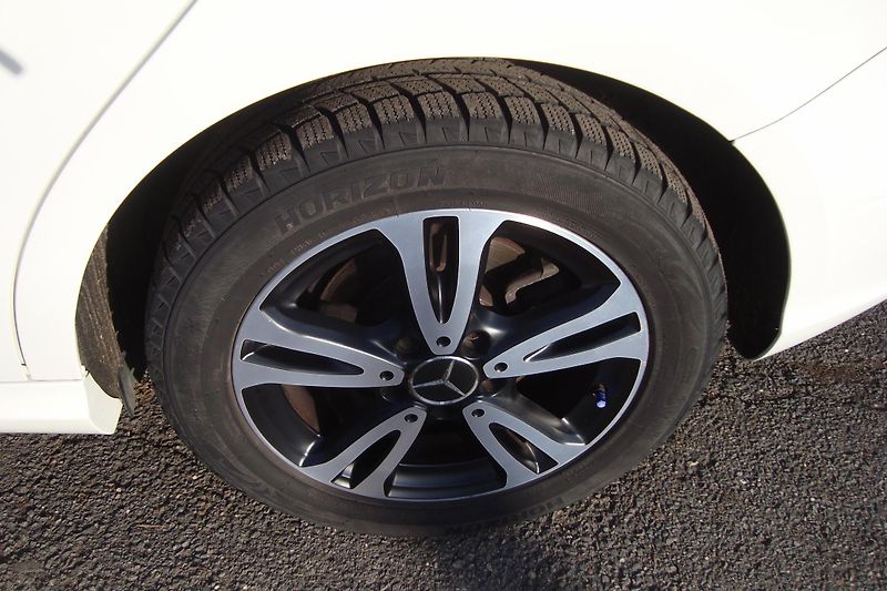 Mercedes-Benz Třídy B (2012) 180 CDi - fotka 17 z 81