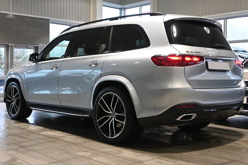 Mercedes-Benz GLS 450d 4M AMG Premium+ - fotka 4 z 25