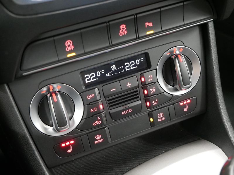 Audi Q3 - fotka 23 z 26