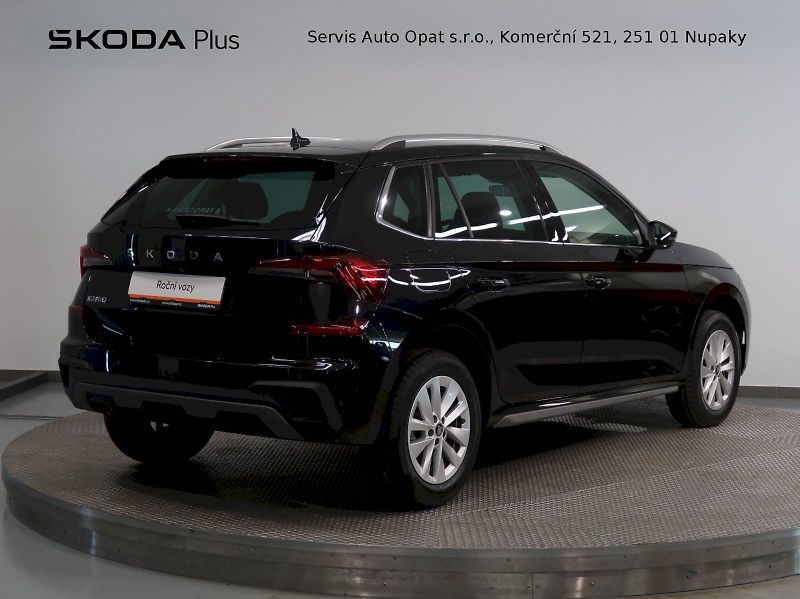 Škoda Kamiq (2025) TOP SELECTION 1.0TSI 85KW DSG - fotka 2 z 41