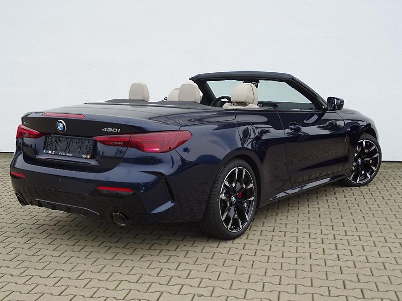 BMW Řada 4 430i xDrive Convertible - fotka 4 z 8