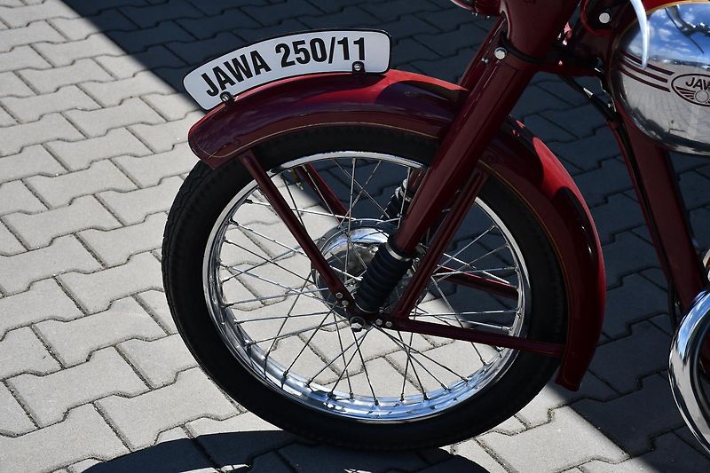 Jawa 250/11 Pérák (1948) - fotka 19 z 19