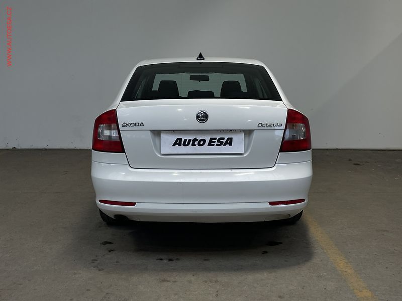 Škoda Octavia (2010) 1.2TSi, AC - fotka 5 z 15