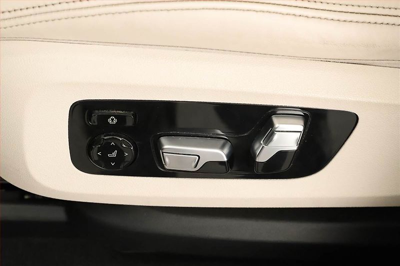 BMW X5 (2020) xDrive45e iPerf. - fotka 18 z 21
