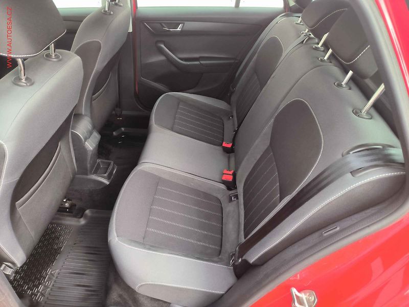 Škoda Fabia (2021) 1.0 TSi, 1.maj,ČR, Style - fotka 10 z 21