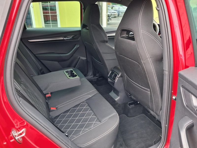 Škoda Karoq (2020) 2,0TDi DSG 4x4 SPORTLINE NAVI - fotka 23 z 48