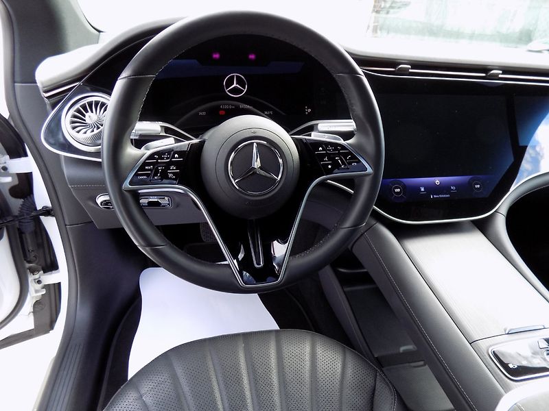 Mercedes-Benz EQS (2022) 580/AMG-Line/4-Matic/Full-LED/ - fotka 23 z 47
