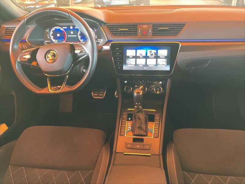 Škoda Superb 2,0 TDI TAŽNÉ WEBASTO - fotka 5 z 11