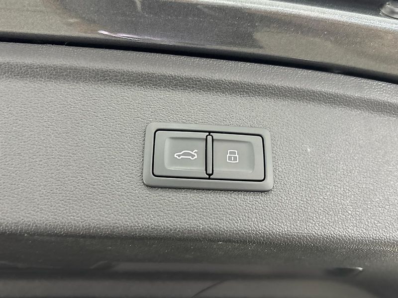 Audi A3 S-Line Sportback - fotka 30 z 30