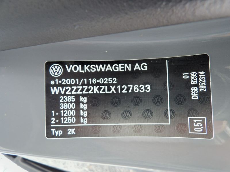 Volkswagen Caddy 2.0TDI 110kW DSG Maxi Webasto - fotka 34 z 35