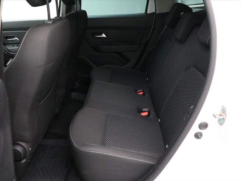 Dacia Duster 1,3 TCe 96kW Comfort - fotka 13 z 25