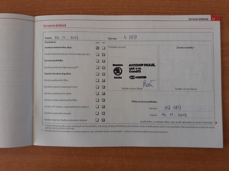 Škoda Fabia (2010) 1.2 TSi Kombi AMBIENTE - fotka 24 z 35