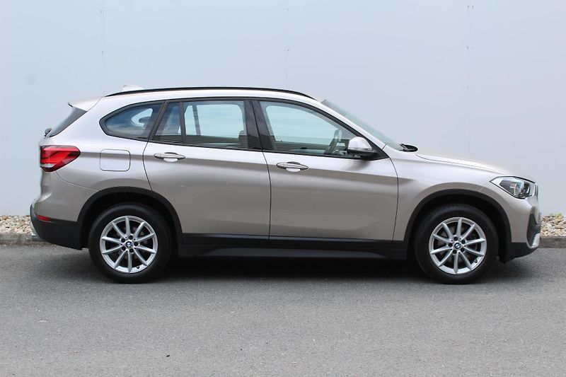 BMW X1 xDrive18d - fotka 3 z 22