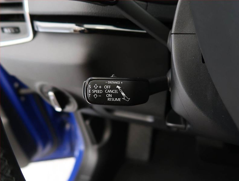 Škoda Karoq (2019) 1.6 TDI, Automat, Navi - fotka 22 z 25
