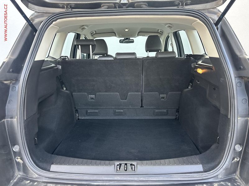 Ford Kuga (2019) 1.5EB, Bixen, navi, park - fotka 7 z 17