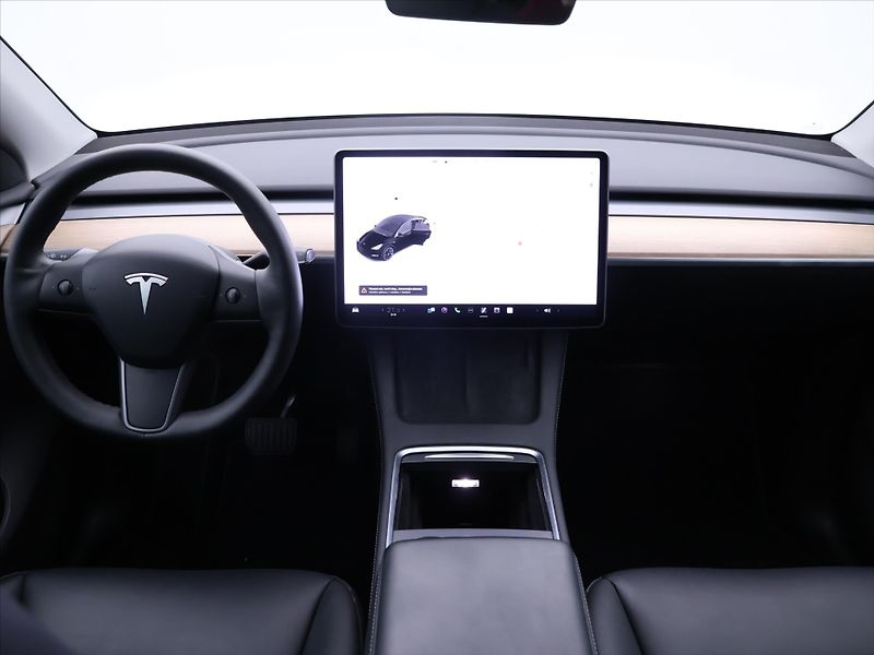 Tesla Model Y Long Range AWD 75kWh SoH 90% - fotka 22 z 29