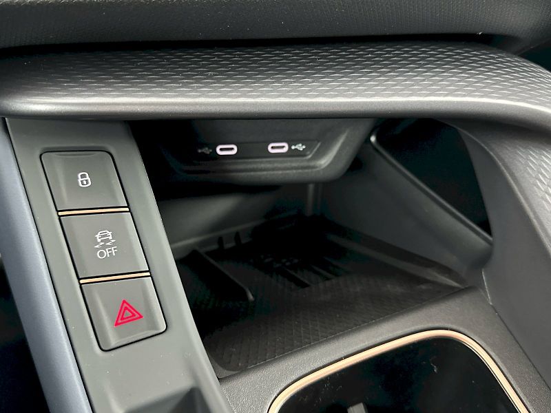 Cupra Terramar (2026) VZ 2.0 TSI 195kW 4x4 DSG - fotka 23 z 29