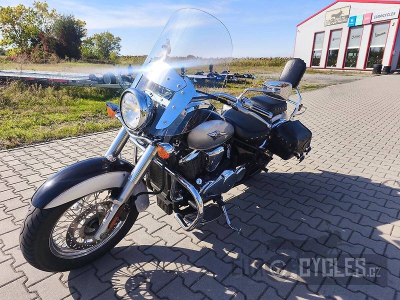 Kawasaki VN 900 Custom (2007) - fotka 3 z 11