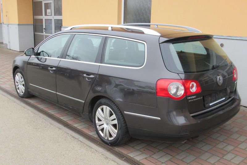 Volkswagen Passat 2.0 TDi AUT. KLIMA TEMPOMAT - fotka 2 z 16