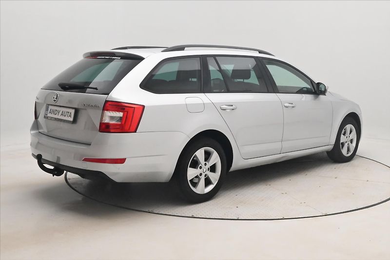 Škoda Octavia 1,6 TDI 81kW tažné nová STK - fotka 5 z 30