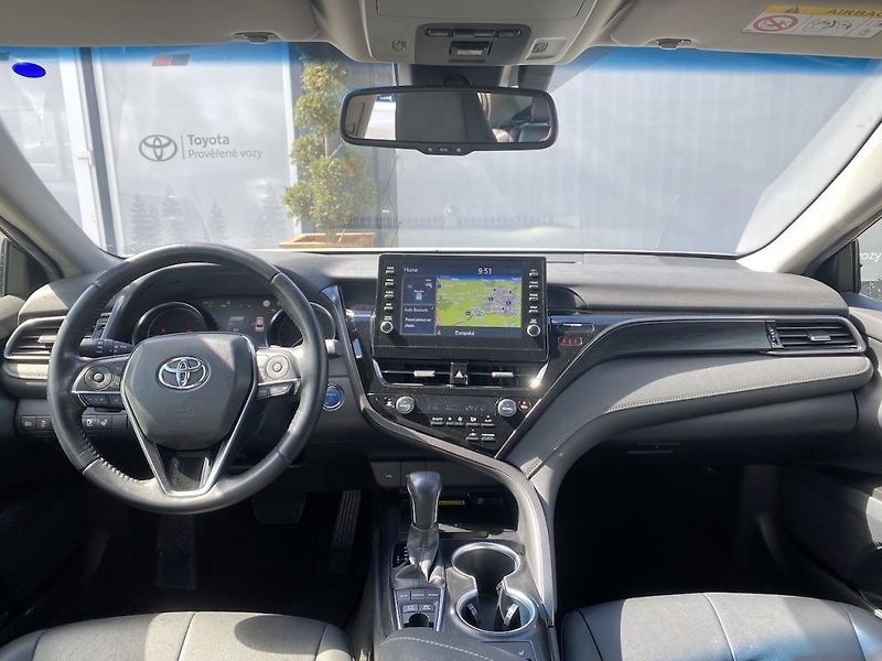 Toyota Camry 2.5HSD, ČR-1m, Executive, navi - fotka 13 z 32