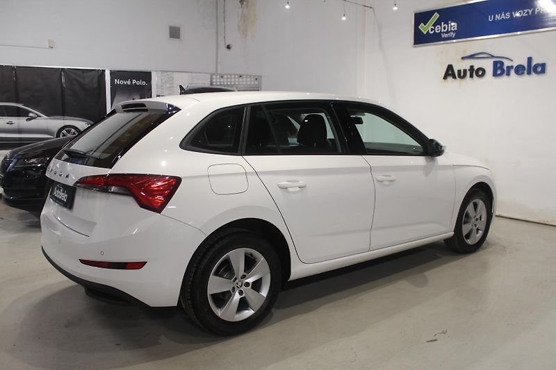 Škoda Scala (2019) 1.0 TSI 70kW Klima LED - fotka 14 z 31